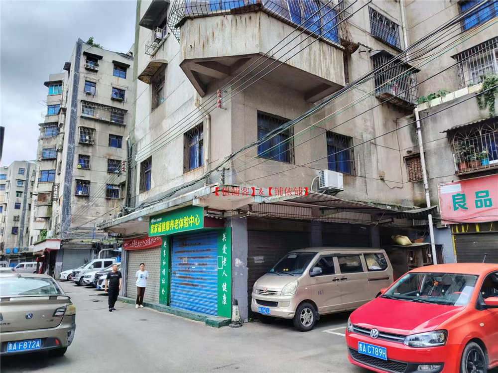 白云区中坝农贸市场旁200平门面房东直租
